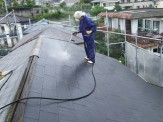 屋根高圧洗浄作業